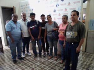 Denuncian salarios bajos y pésimo transporte en el Club Oricao