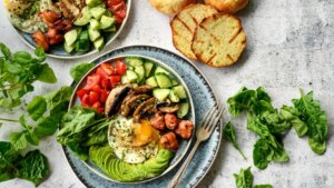Descubre cómo comer de todo este verano de manera saludable, fácil y rápida