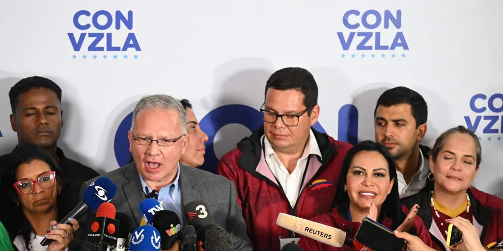 Detenido Perkins Rocha, el asesor legal de campaña de la oposición venezolana