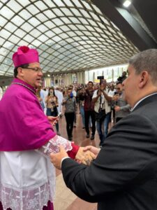 Diputado José Gregorio Correa: “La Iglesia tiene que ser la unión pontificia de los venezolanos” | Diario El Luchador