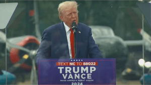 Donald Trump apuntó contra Kamala Harris y aseguró que si gana la Tercera Guerra Mundial está garantizada