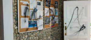 EN FOTOS | Así quedó sede del comando Con Vzla tras la irrupción de un grupo de encapuchados • Crónica Uno