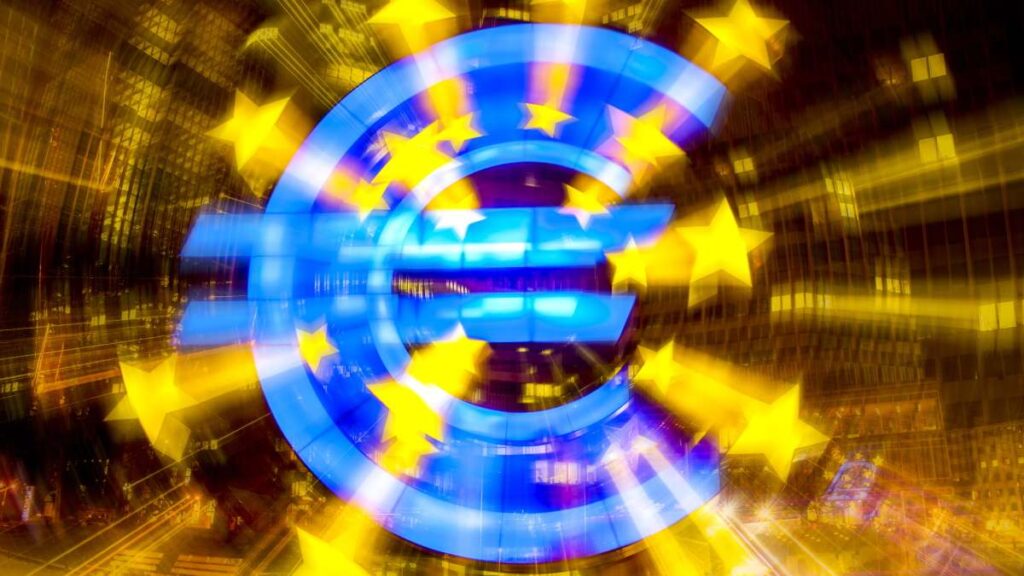 El BCE tiene vía libre para ejecutar una batería de bajadas de tipos tras la sorprendente moderación de los salarios