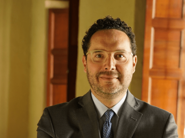 El Carf aceptó la renuncia de Andrés Velasco como director y secretario técnico | Gobierno | Economía