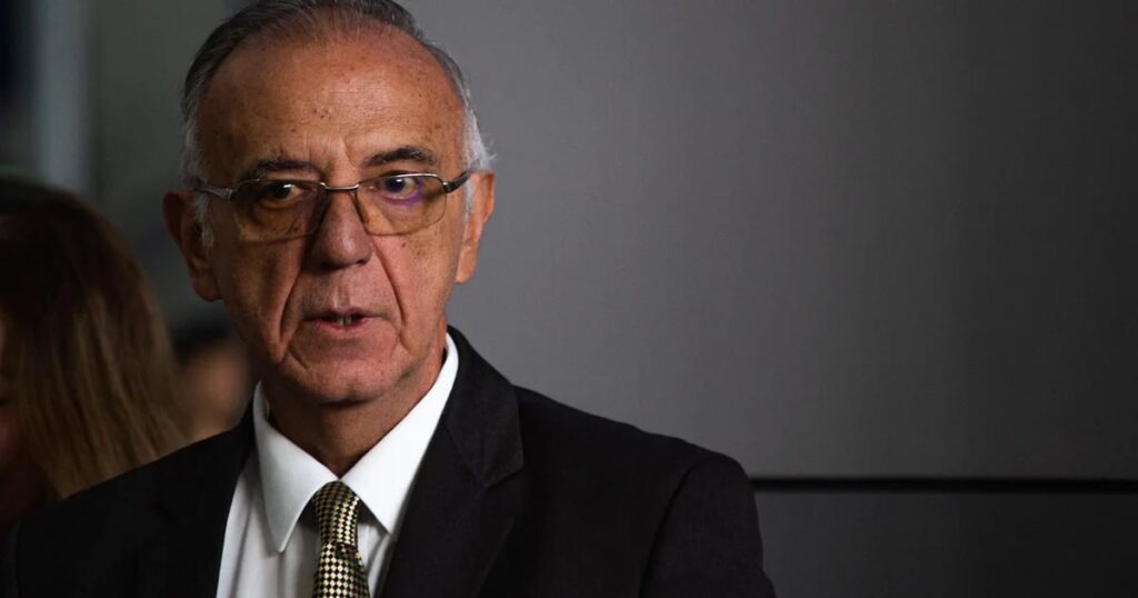 El Gobierno colombiano dice que el fin de la tregua con el ELN significa la reanudación de las ofensivas