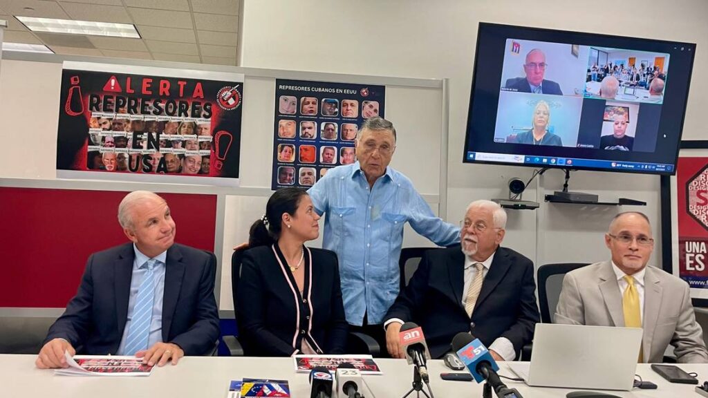 El Nuevo Herald: Represores de disidentes en Cuba están emigrando a EEUU, dicen activistas de derechos humanos - AlbertoNews