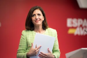 El PSOE pide explicaciones "inmediatas" a Feijóo sobre "los muchos millones de dinero público circulando en su familia"