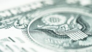 El dólar global cayó luego de que los inversores tomen ganancias