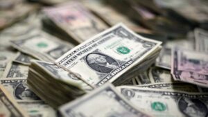 El dólar global opera estable y el yen rebota