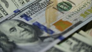 El dólar global se mantiene estable luego de una semana de infarto para el mercado