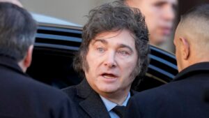 Gobierno del presidente argentino Javier Milei abre el sector aerocomercial a más competidores