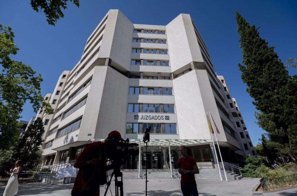 El juez del 'caso Begoña Gómez' recibe como testigo a la exdirectora de Wakalua y al CEO de Barrabés