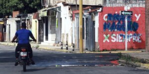 El miedo vacía las calles de Caracas en un toque de queda autoimpuesto
