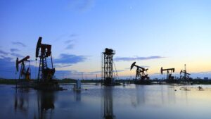 El petróleo cae con fuerza ante el miedo a una recesión de la economía a nivel mundial