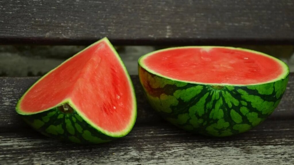 El truco de los 'dos dedos' para elegir la mejor sandía en el supermercado