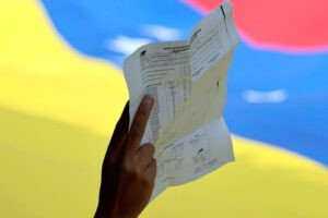Embajada de EEUU: En vez de enfocarse en castigar a la oposición deben publicar las actas
