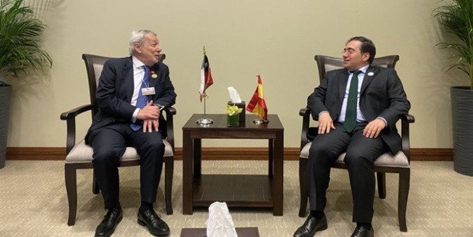 España y Chile abogan por el diálogo en caso Venezuela