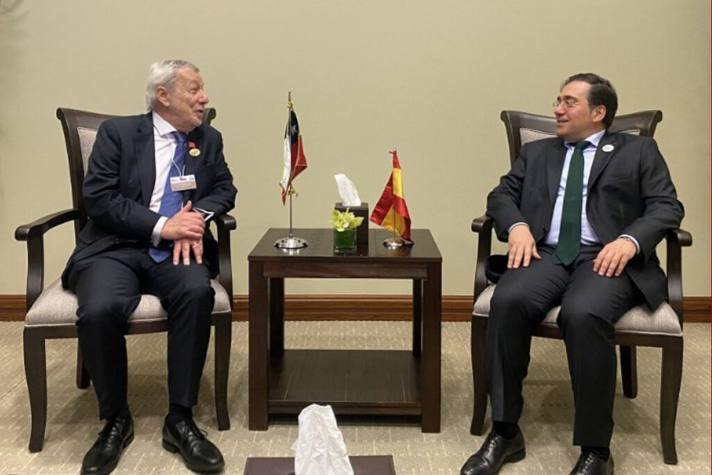 España y Chile trabajan para hallar una salida democrática en Venezuela