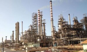 Falla eléctrica no afectó actividad en las refinerías de Falcón