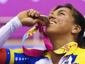 Fallece ciclista venezolana Daniela Larreal |