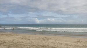 Fallece hombre al ser impactado por un rayo en playa de La Guaira