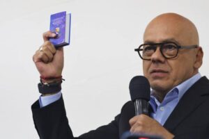 Fascismo, odio, violencia, ONG y redes sociales, los temas que debate parlamentario en la Venezuela post 28J