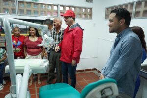 Fuenmayor inauguró nuevo Centro de Desarrollo Comunitario “Yaritza Riera Pina ” en Flor Amarillo - Yvke Mundial