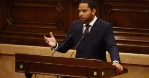 Garriga (Vox) afirma que el Gobierno de Illa es continuista con el independentismo