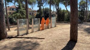 Gobierno denuncia vandalización de monumento a Simón Bolívar en Roma
