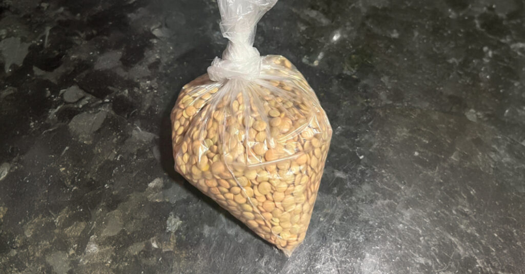 Gobierno fija el pago por sapear al vecino en 150 gramos de lentejas