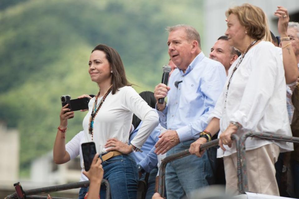 González y Machado piden a la FAN respetar voluntad popular