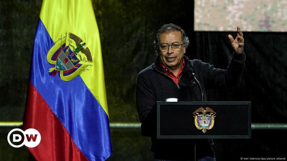 Gustavo Petro autoriza retomar diálogo con el Clan del Golfo – DW – 06/08/2024