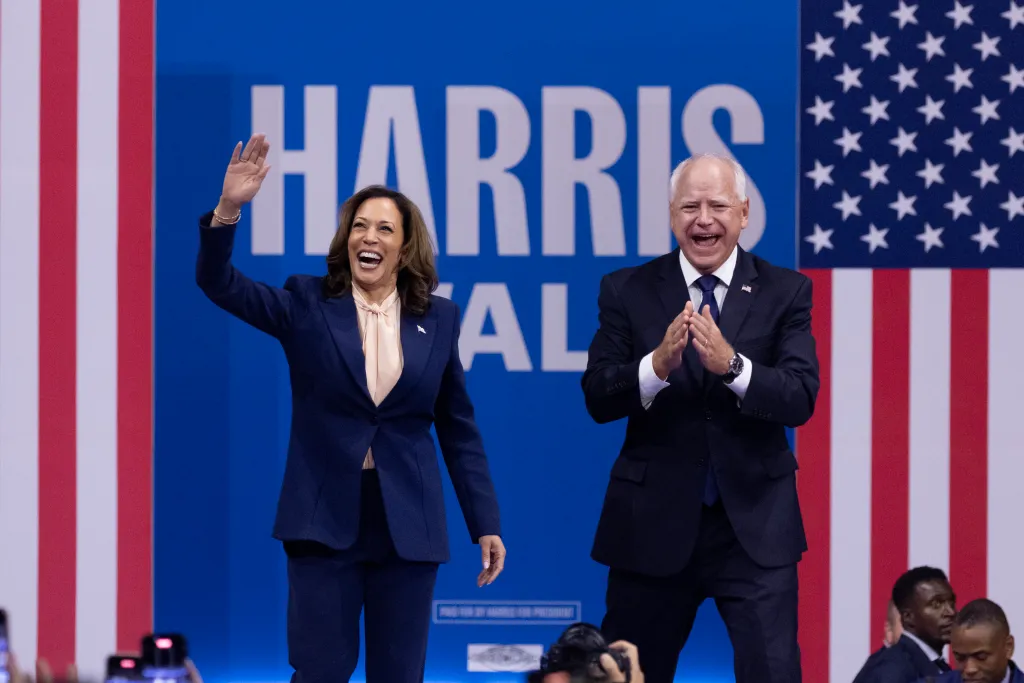 Harris y Walz se lanzan a la campaña: "Estamos en desventaja pero tenemos impulso" - AlbertoNews