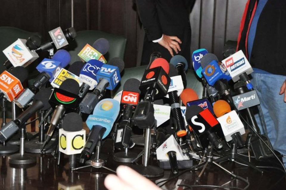 Hay un toque de queda que perjudica al periodismo en Venezuela