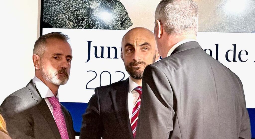 Indra compra Deimos a Elecnor para crecer con su negocio aeroespacial