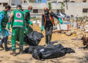Israel rescata cuerpos de 6 rehenes en plenas negociaciones para un alto el fuego en Gaza - AlbertoNews