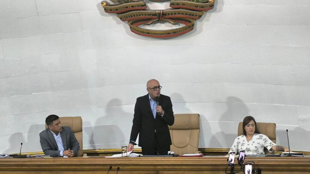 Jorge Rodríguez pide reforma de las leyes electorales