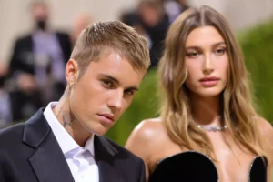 Justin y Hailey Bieber anunciaron el nacimiento de su primer hijo
