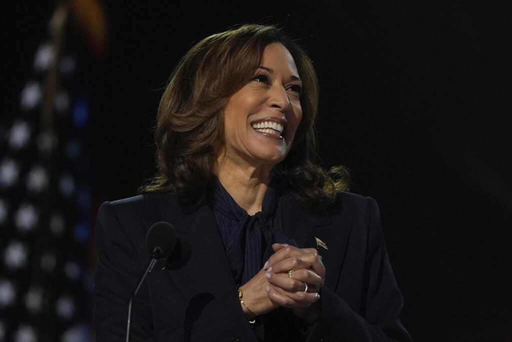Kamala Harris acepta la nominación como candidata con el respaldo de todo el Partido Demócrata