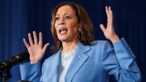 Kamala Harris advirtió que si Donald Trump gana será un dictador desde el primer día