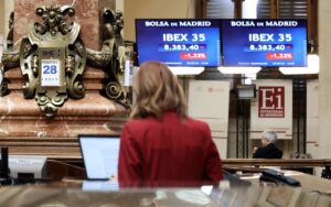 La Ley de Paridad entra mañana en vigor con un "error técnico" que desprotege a empleados con permiso o jornada adaptada