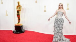 La actriz Anya Taylor-Joy piensa en 'cómo asesinar' a su familia