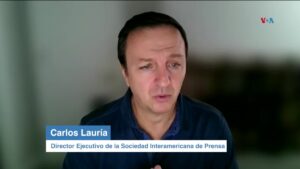 Censura y control del Estado generan "asfixia" en Venezuela, dice director de la SIP