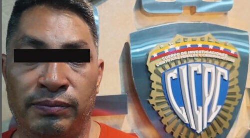La mata a golpes acusándola de infiel