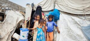 La mitad de la población de Yemen necesita ayuda humanitaria