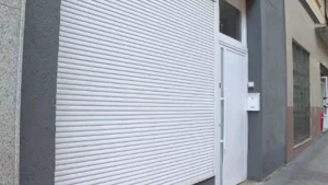 La nostalgia de estos vecinos al ver cómo su barrio se ha convertido en un lugar hecho para los turistas