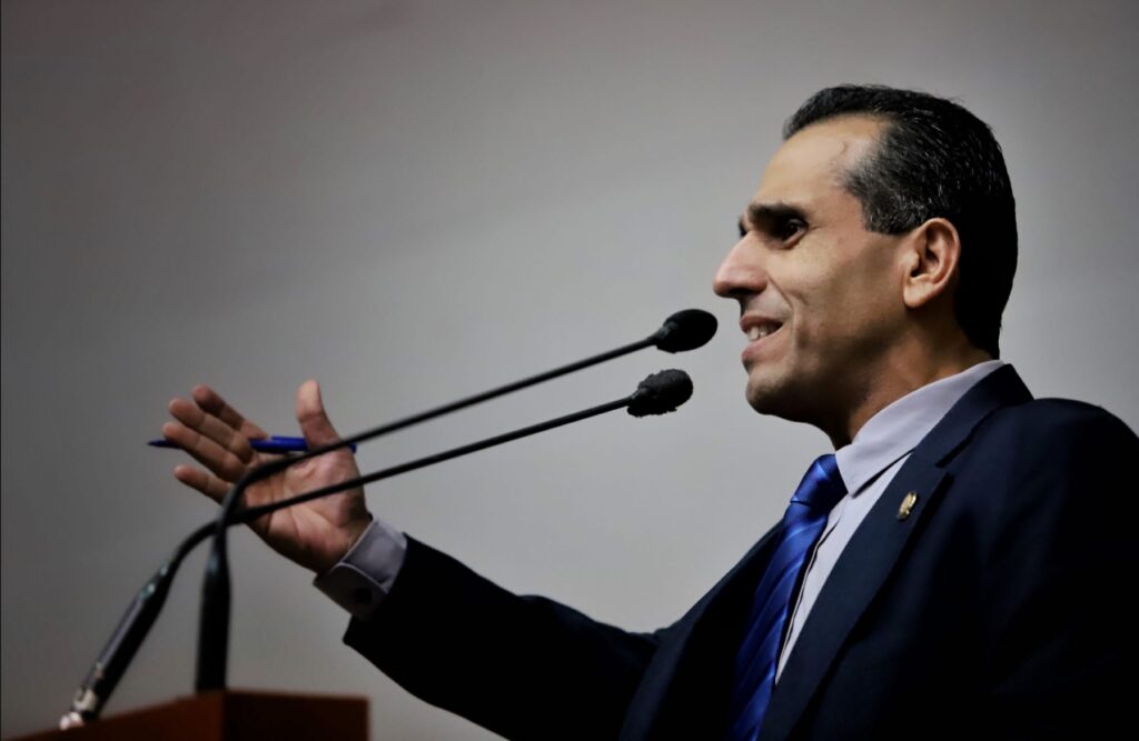 Liberado Piero Maroun luego de ser "entrevistado" por cuerpos de seguridad del Estado