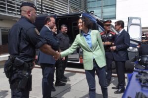 Los Mossos piden a Parlon más efectivos, reconocimiento al orden público y que los despolitice
