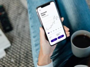 Los retos del sistema financiero para incorporar la IA en el sector | Finanzas | Economía