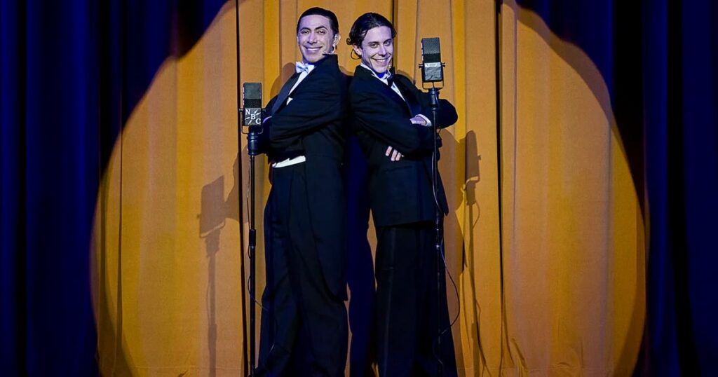 Los secretos del exitoso musical que reúne a Gardel y Sinatra: “La obra despierta emociones que nos sorprenden”